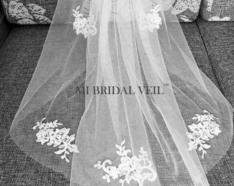 Lace Applique Veil, Partial Fingertip Lace Veil, Lace Wedding Veil, Lace Veil Fingertip,  Elegant Rose Lace Veil, Mi Bridal Veil