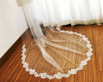 Cathedral Wedding Veil, Chantilly Lace Wedding Veil, Chapel Lace Veil, Eyelash Rose Lace Veil, Soft Boho Wedding Veil, Mi Bridal Veil