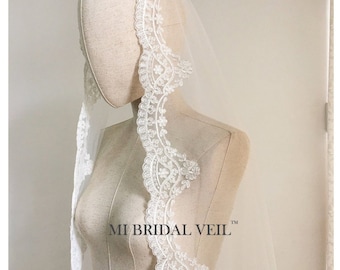 Mantilla Wedding Veil, Vintage Inspired Lace Veil, Spanish Wedding Veil, Lace Wedding Veil, Ivory/Silver Lace Bridal Veil, Mi Bridal Veil
