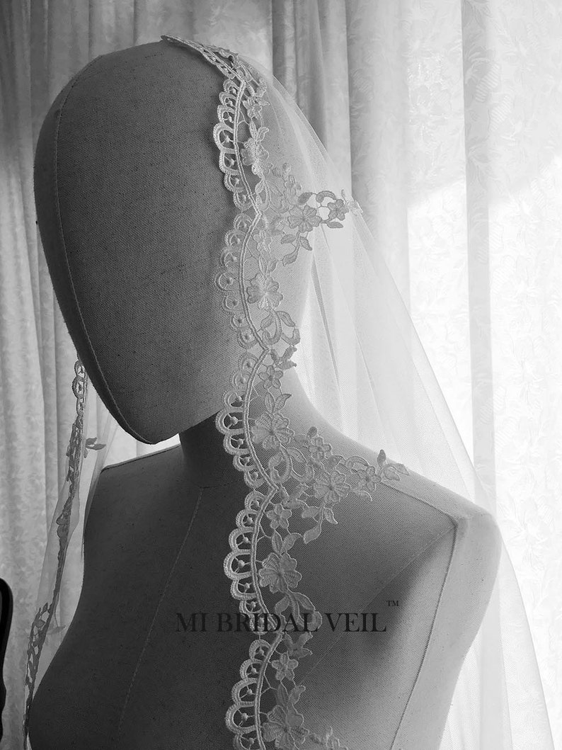 Mantilla Lace Wedding Veil, Crochet Rose Lace Veil, Venice Lace Veil, Mantilla Bridal Veil in Hip Length, Custom Veil from MI BRIDAL VEIL image 3