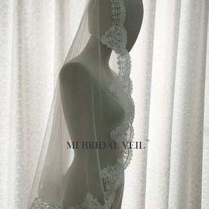 Mantilla Wedding Veil, Vintage Inspired Lace Veil, Spanish Wedding Veil, Lace Wedding Veil, Ivory/Silver Lace Bridal Veil, Mi Bridal Veil image 4