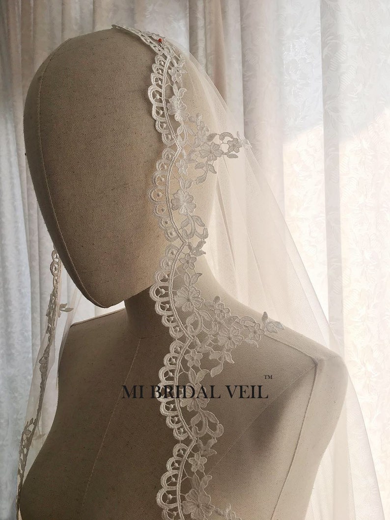 Mantilla Lace Wedding Veil, Crochet Rose Lace Veil, Venice Lace Veil, Mantilla Bridal Veil in Hip Length, Custom Veil from MI BRIDAL VEIL image 1