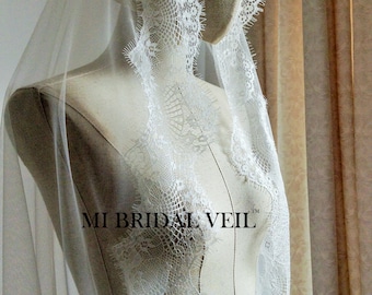 Chantilly Lace Veil, Lace Wedding Veil in Waltz Length, Eyelash Lace Bridal Veil, Mantilla Wedding Veil, Lace Veil w Blusher, Mi Bridal Veil