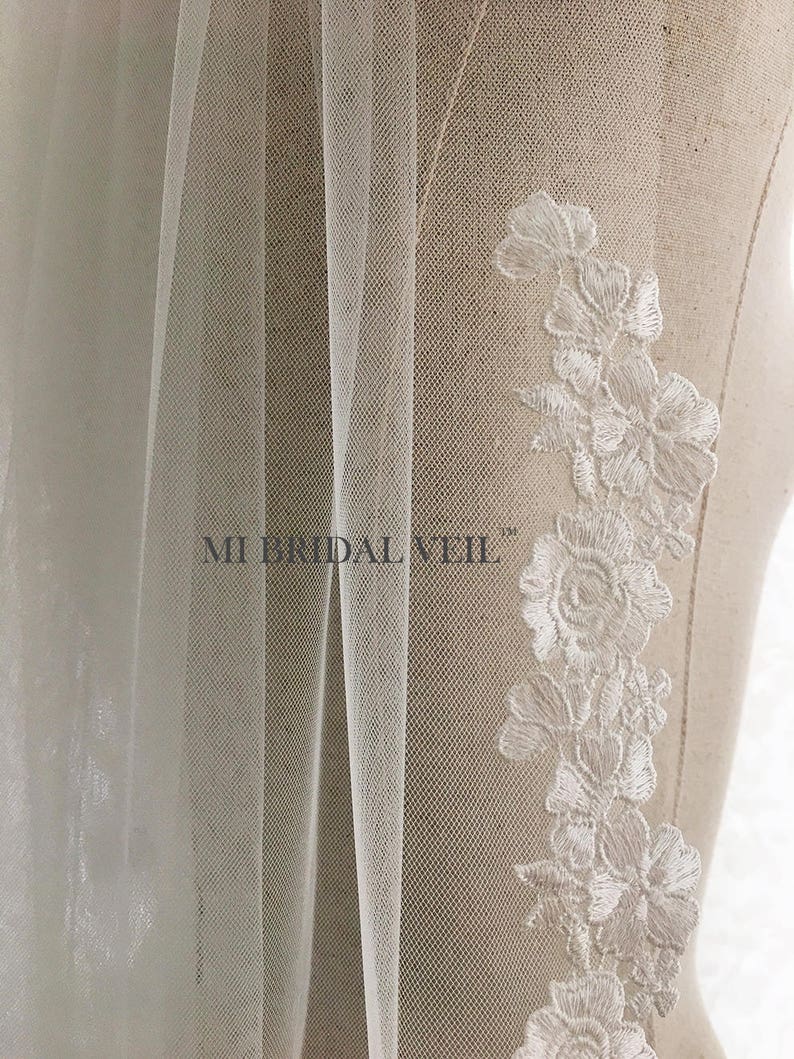 Shiny Crystals Leaf Lace Fingertip Bridal Veil For Sale