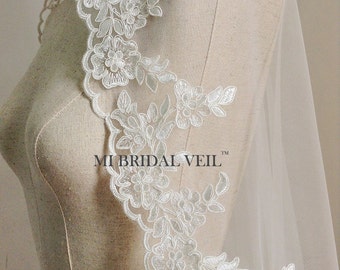 Lace Veil, Lace Wedding Veil, Lace Bridal Veil, Fingertip Mantilla Veil, Vintage Inspired Rose Lace Veil, Mi Bridal Veil