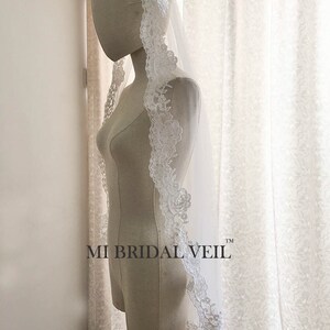 Mantilla Lace Veil, Fingertip Lace Wedding Veil, Vintage Inspired Rose Lace Veil, Mantilla Bridal Veil, Mi Bridal Veil, Hand Made image 5