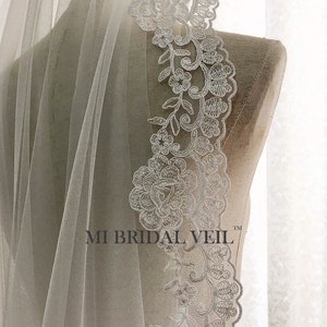 Mantilla Lace Veil, Fingertip Lace Wedding Veil, Vintage Inspired Rose Lace Veil, Mantilla Bridal Veil, Mi Bridal Veil, Hand Made