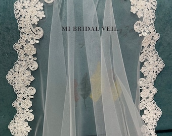 Lace Veil, Lace Wedding Veil, Lace Bridal Veil, Fingertip Mantilla Veil, Vintage Inspired Lace Veil, Mi Bridal Veil
