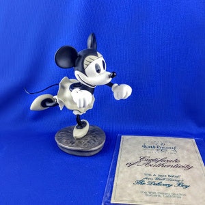 Walt Disney Classic Collection   &quot;I&#39;m A Jazz Baby&quot;  Minnie Mouse