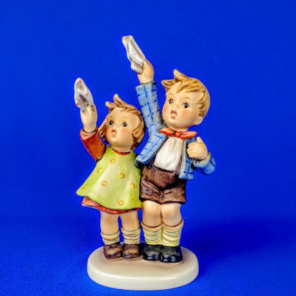 Auf Wiedersehen Hummel Figurine