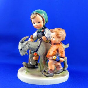 Homeward Bound Hummel Figurine image 4