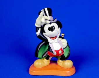 WDCC Mickey Mouse "On With the Show"