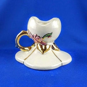 Hull Art Candlestick