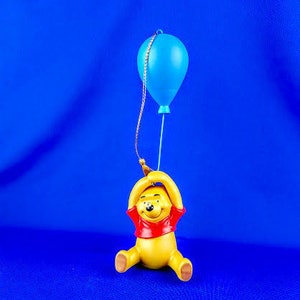 Walt Disney Classic Collection  Winnie the Pooh Ornament