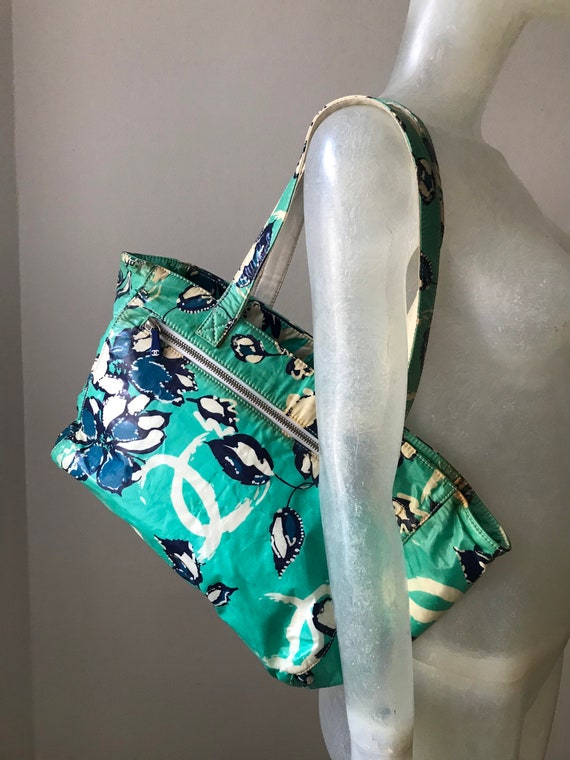 Chanel, vintage beach bag