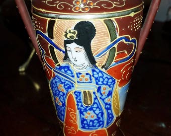 ヴィンテージ薩摩焼花瓶、小さな東洋の芸者型花瓶 - Etsy 日本