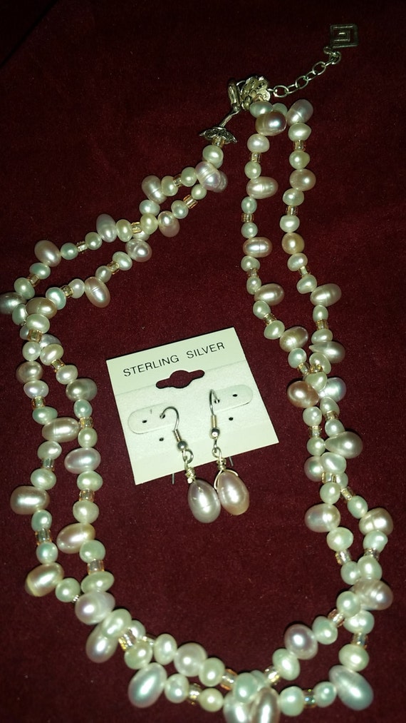 Akoya Pearl Necklace and Earrings set, White and R