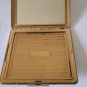 Vintage Elgin American 1940&#39;s compact in originele doos, Goudkleurige Elgin American makeup compact