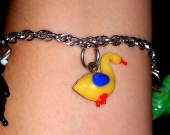 Charm Bracelet with Colorful Glass Birds 1950's, Glass charm bracelet, bird charm bracelet, glass bird charm bracelet, colorful glass birds