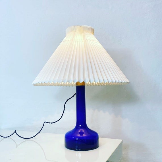 A Le Klint No. 302 Desk Lamp in Blue Glass by Gunnar Biilman