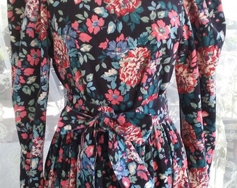 Vintage LARA ASHLEY Floral Prairie Dress Size 10