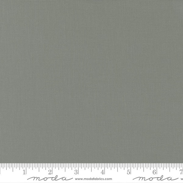 Moda BELLA SOLIDS Quilt Fabric By-The-1/2-Yard - 9900 322 Dovetail