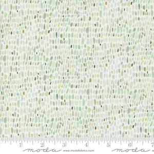 Moda BLOOMING LOVELY Quilt Fabric By-The-1/2-Yard by Janet Clare - 16977 13 Grass