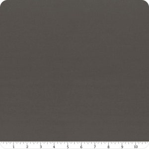 Moda BELLA SOLIDS Quilt Fabric By-The-1/2-Yard - 9900 284 Charcoal