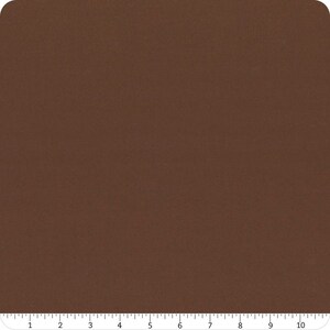 Moda BELLA SOLIDS Quilt Fabric By-The-1/2-Yard - 9900 71 Moda U Brown