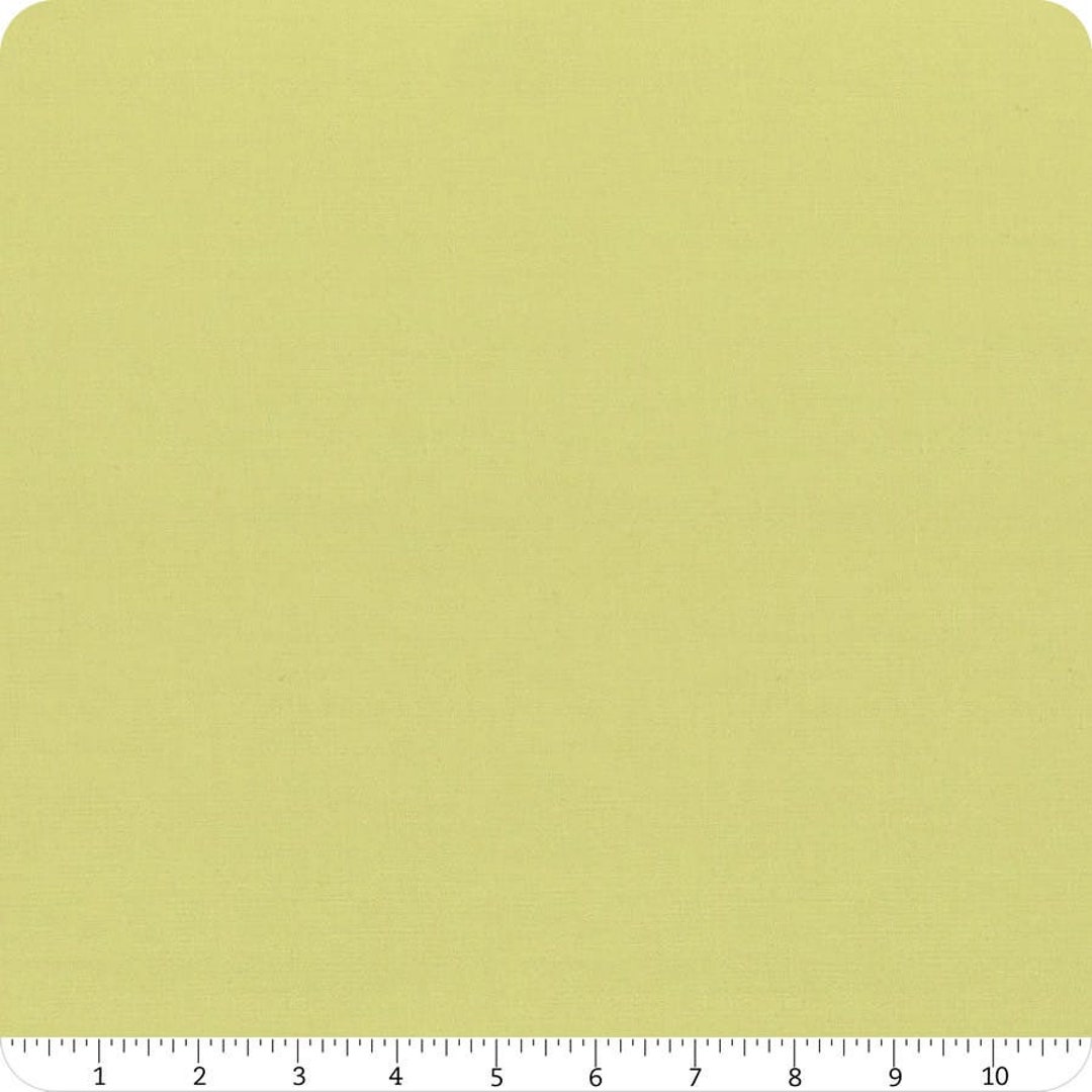 Moda Bella Solid - Cheddar 152 (SSC 22) Moda Bella Solid - Cheddar 152 (SSC 22)