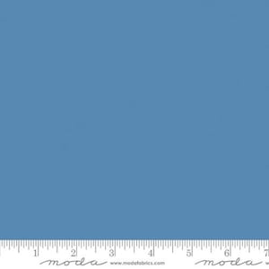 Moda Bella Solid - Dutch Blue 461 Moda Bella Solid - Dutch Blue 461
