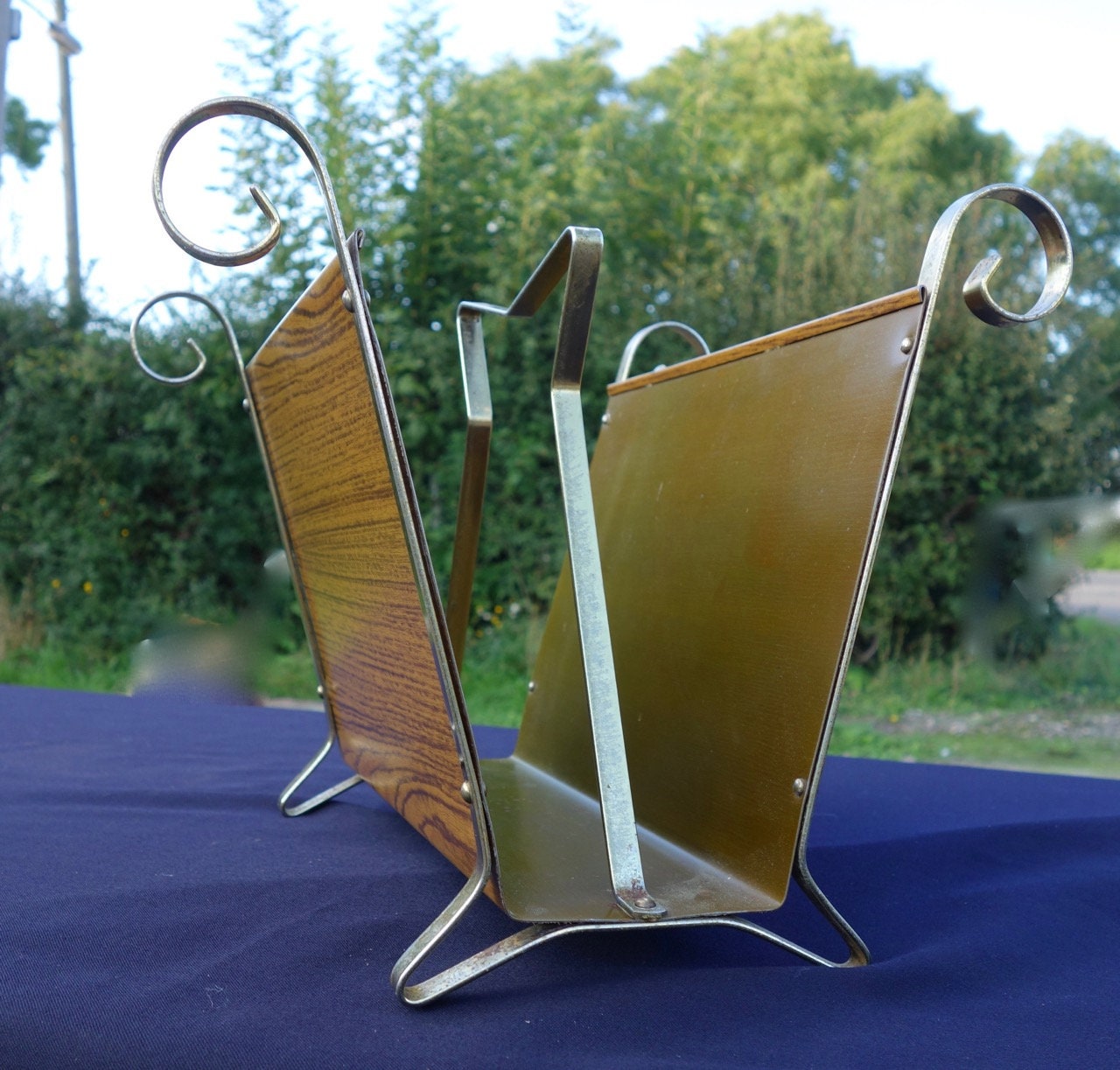 1970's Magazine Rack, Retro 70's Magazine Rack, Retro Newspaper Tidy