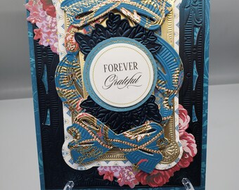 Tarjeta de agradecimiento eterna hecha a mano con detalles en lámina dorada