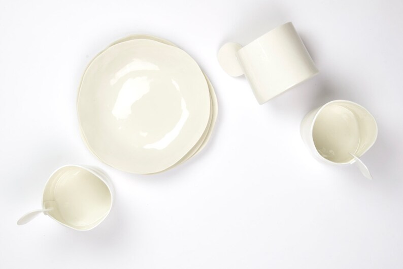 tasses et soucoupes à thé ou à café, porcelaine blanche faite main en Italie, céramique d'atelier image 9