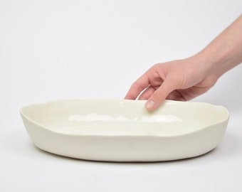 white porcelain oval serving platter, handmade in Italy, studio ceramics MADE TO ORDER