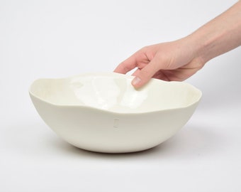 White porcelain large serving bowl, fruit bowl handmade in Italy, studio ceramics, MADE TO ORDER