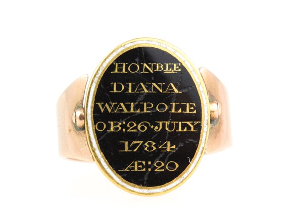 Important Antique Georgian Gold Enamel Swivel Mour