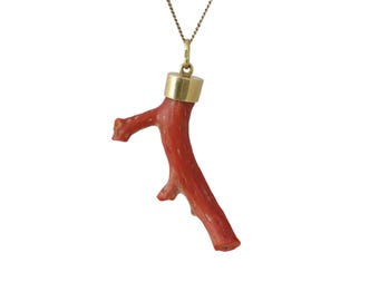 Vintage 18ct Gold Coral Branch Amulet Pendant