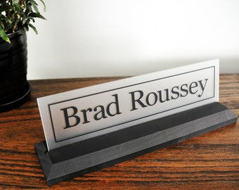 Personalized desk name plaque, name plate for office, office name plate, Custom name plate, Medical field name plate, Dentist nameplate