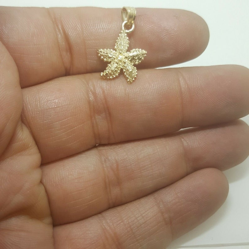 Jewel Tie Solid 14K Yellow Gold Starfish Pendant Charm 15x15 mm Jewel Tie Solid 14K Yellow Gold Starfish Pendant Charm 15x15 mm