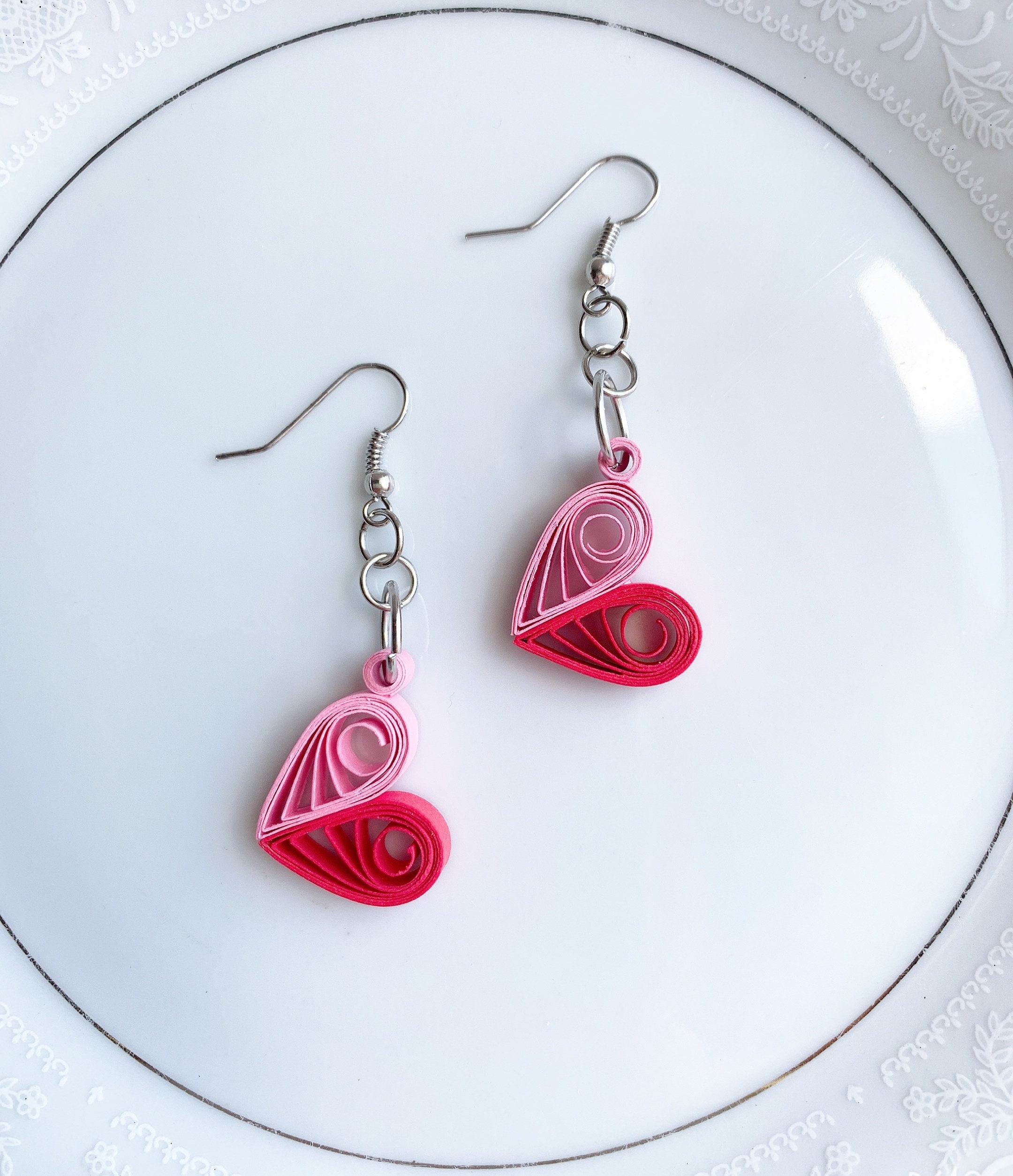 Lovely heart quilling earring 2 color paper heart earring Etsy.de