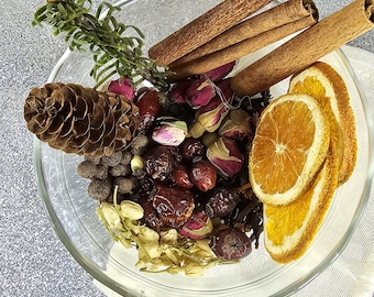 Cozy Yule Simmer Pot Blend – Winter Solstice Botanical Spell Fragrance for Witchmas, Stocking Stuffer Gift - Witchcore Supplies & Gift Idea