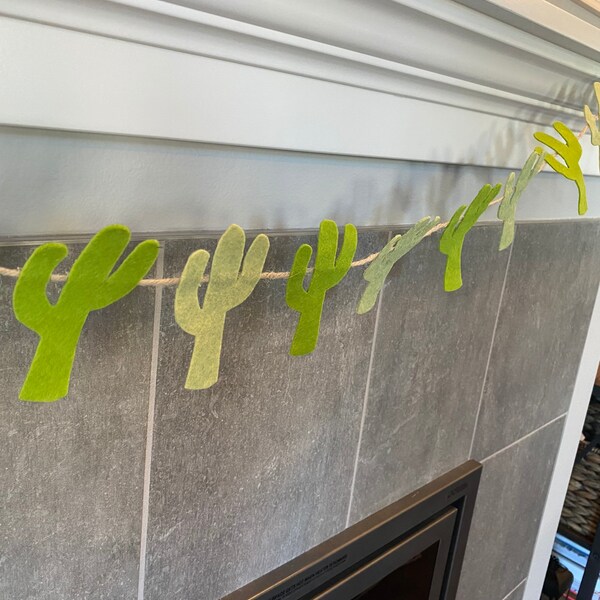 cactus garland / cactus party decor / fiesta party garland / felt cactus banner / tropical party decor / fiesta banner / cinco de mayo party