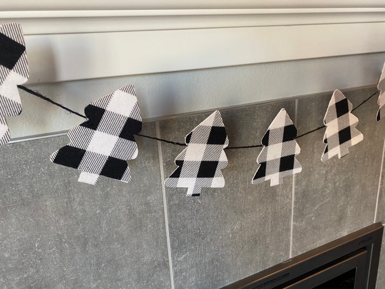 buffalo plaid christmas tree garland / buffalo plaid garland / image 3