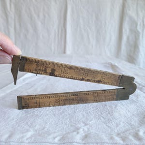 Antique Lufkin #372 Folding Ruler