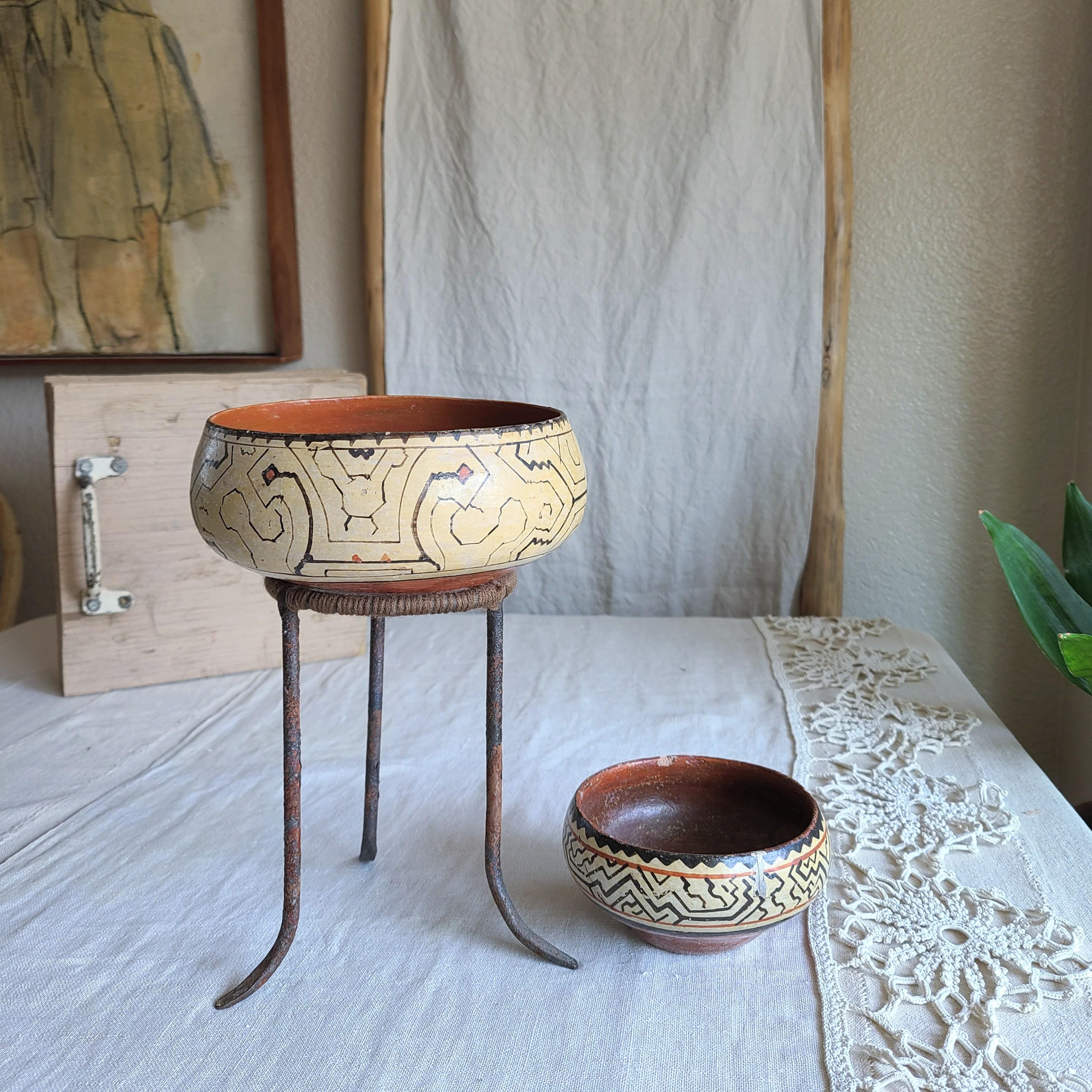 ボウル　シピポ族　シピボ族　Shipibo Pottery Bowl SHIPIBO-CONIBO Polychrome Pottery Bowl | Grandview Mercantile