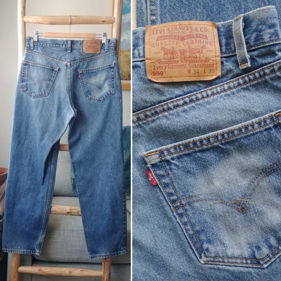 32W Lightly Distressed Levis 550 Denim