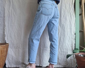 26W 90's Levi's 550 Tapered Leg Jeans