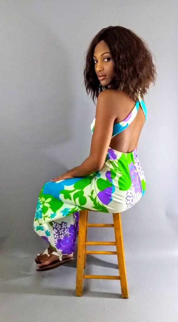 Vintage Malia 70s maxi floral dress.