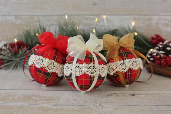 Handmade Tartan Christmas Baubles: Vintage Xmas Tree Ornaments (Set of 3)